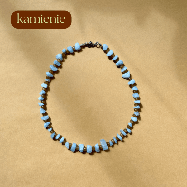 Naszyjnik z akwamarynowego jadeitu i szkła - chocker