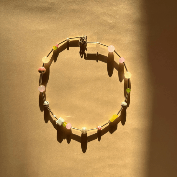 Naszyjnik niezapominajka - słupki, szkło, kamienie, jaspis dalmatyński, ceramika