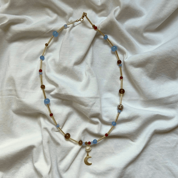 Naszyjnik szklany - słupki, jaspis, perła i księżyc